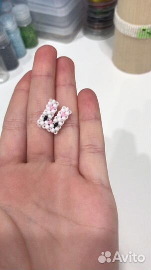 Украшения из бисера