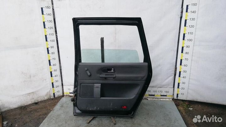 Дверь задняя правая Volkswagen Sharan