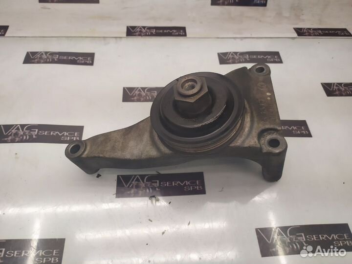 Кронштейн термомуфты VW VAG 2.0 TDI CKT