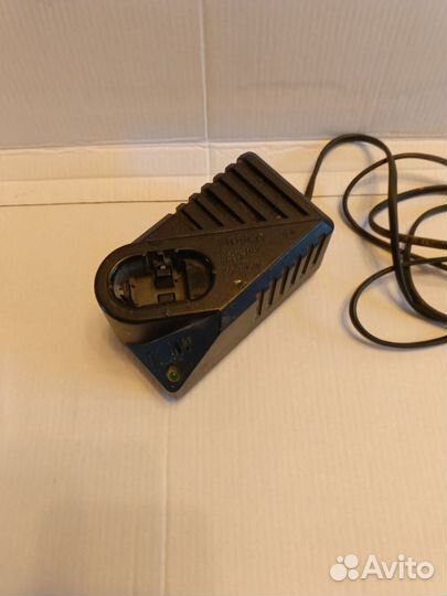 Зарядное устройство bosch