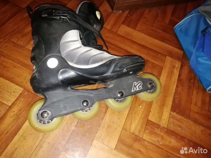 Роликовые коньки