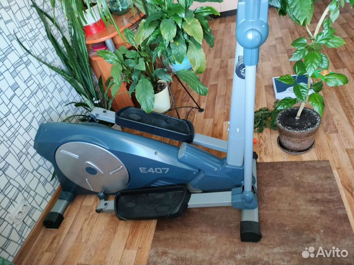 Эллиптический тренажер carbon fitness E 407