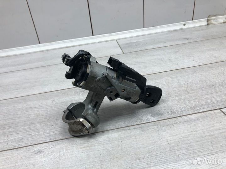 Замок зажигания Toyota Corolla хэтчбек 3ZZ-FE 2004