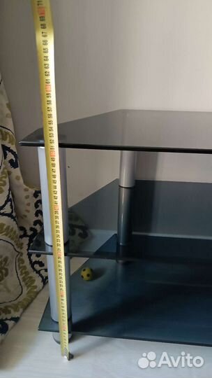 Стеклянная тумба под тв