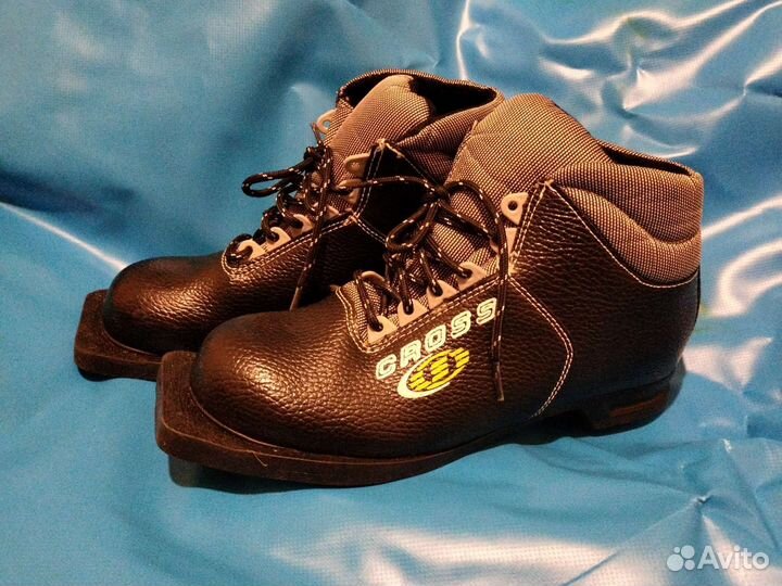 Лыжные ботинки Spine Cross 38р