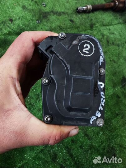 Дроссельная заслонка Opel Astra J 2.0 cdti