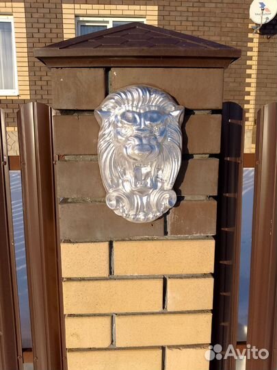 Голова льва