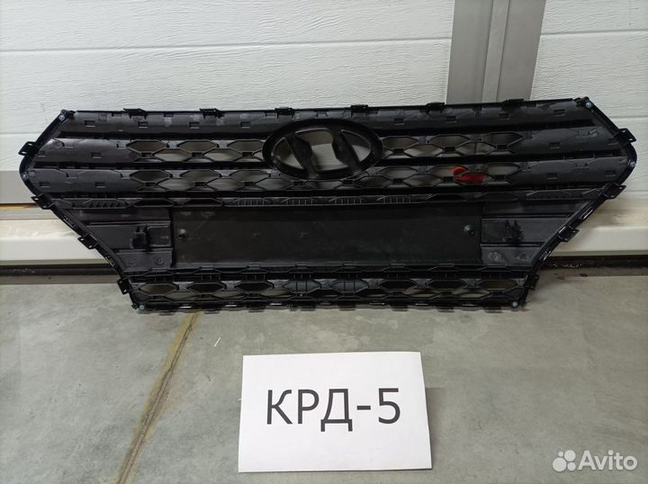 Решетка радиатора Hyundai Solaris 2