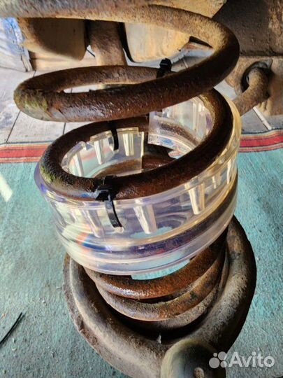 Проставки межвитковые