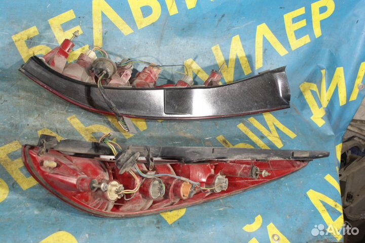 Задний фонарь Ford Mondeo 3