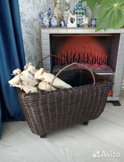 Дровница из ротанга