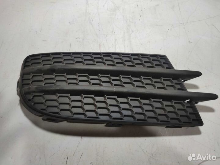 Заглушка бампера Volkswagen Tiguan 1 без птф