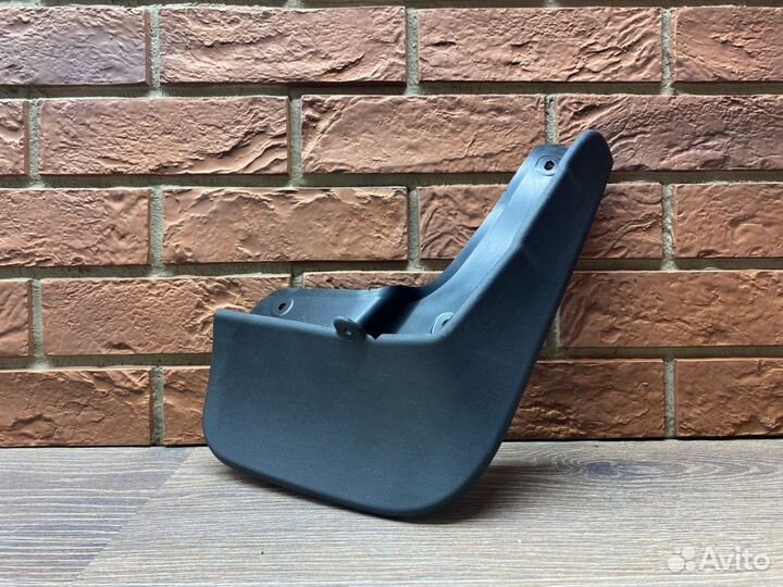 Брызговик задний правый Volkswagen Jetta 2019+