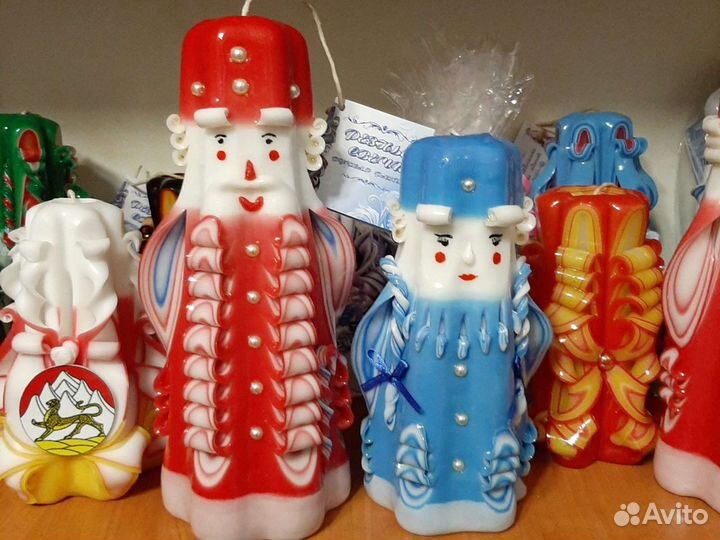 Свечи резные, лебеди и снегири на праздники