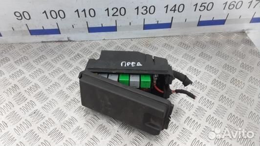 Блок предохранителей mercedes benz R-class W251 (8