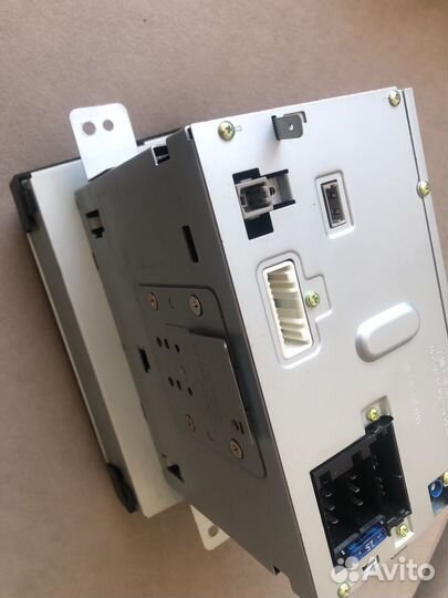 Kia Sportage 2011 Магнитола (оригинал)