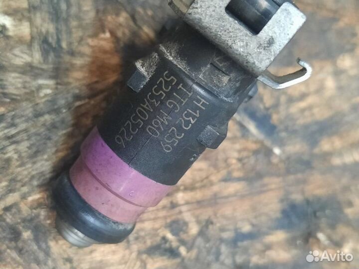 Форсунка Renault Megane универсал 1.6 K4M812 2005