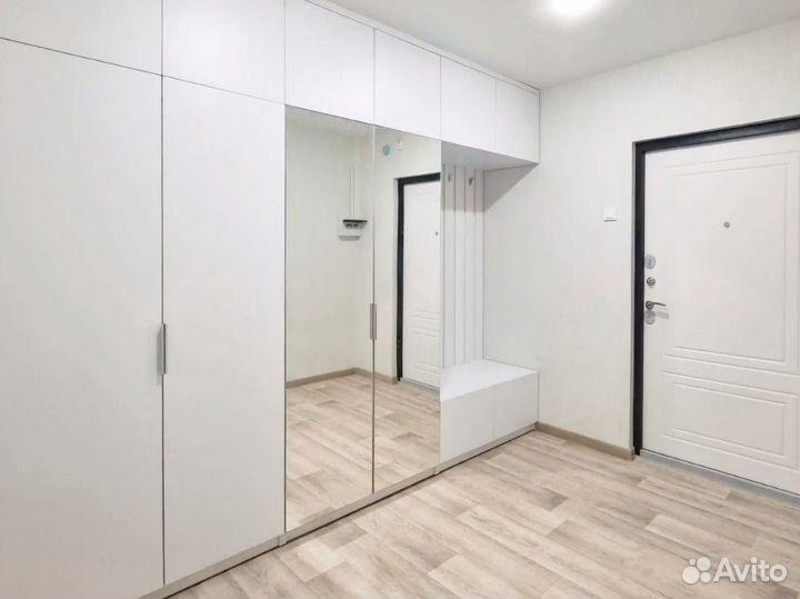 Шкаф в прихожую