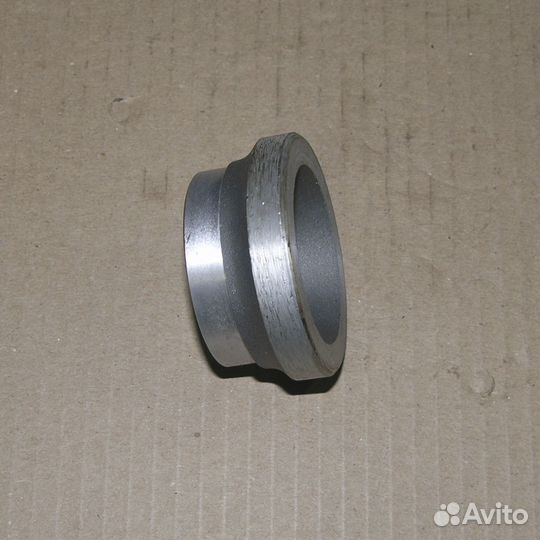 Корпус манжеты подшипника первичного вала ямз