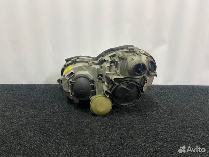 Фара передняя правая Mercedes 203 W203