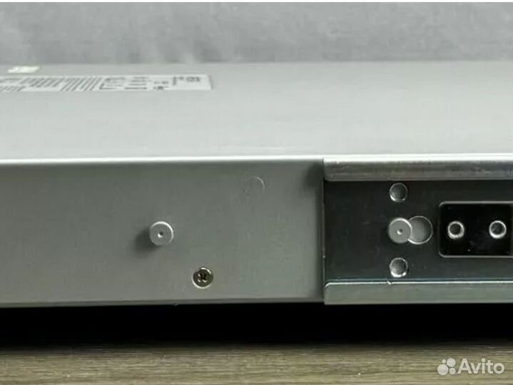 Коммутатор arista DCS-7050SX2-72Q