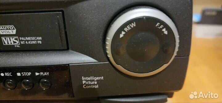 Видеомагнитофон Samsung SVR-131