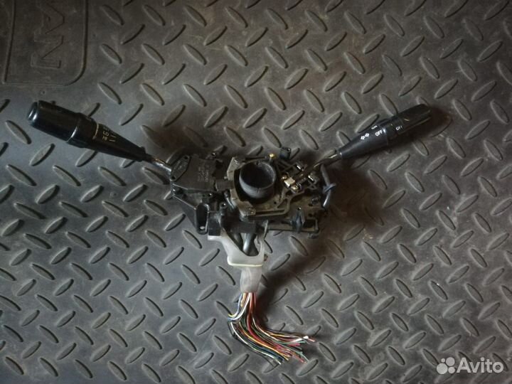 Блок подрулевых переключателей Toyota Mark ll GX90