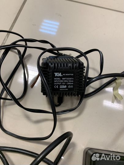Блок питания, сетевой адаптер. Б/у