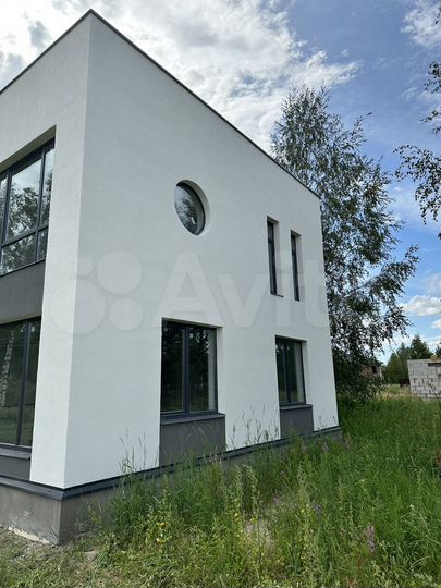 Дом 173 м² на участке 12,3 сот.