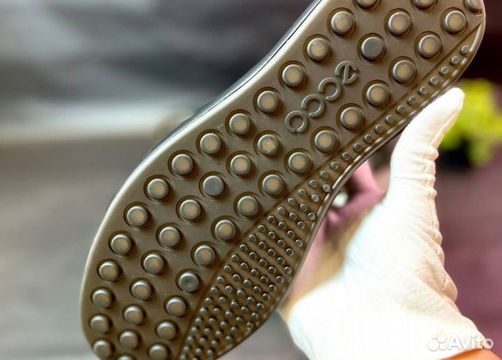 Кроссовки Ecco удобные