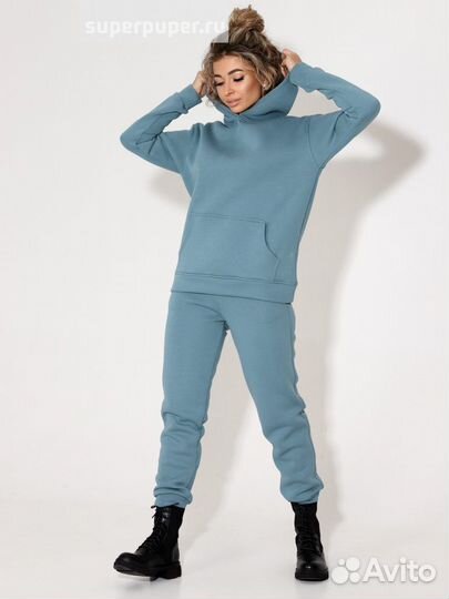 Костюм с брюками Холодный лед