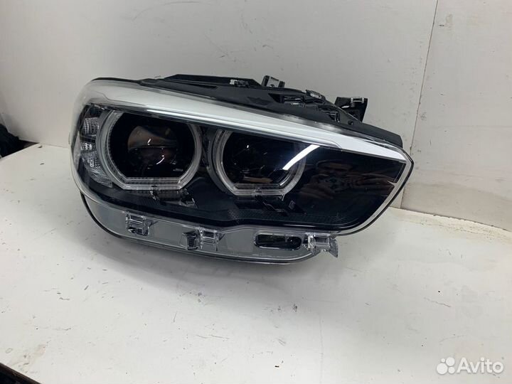 Фара BMW 1 серии F20 Рест (правая) чёрная маска