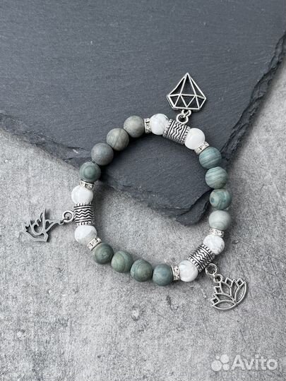 Браслет из натуральных камней