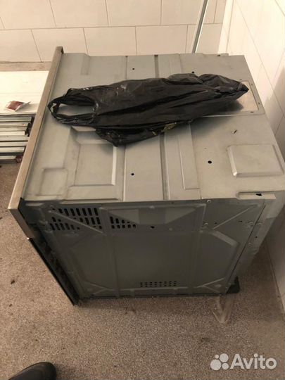 Продам духовой шкаф Bosch с встроенной свч