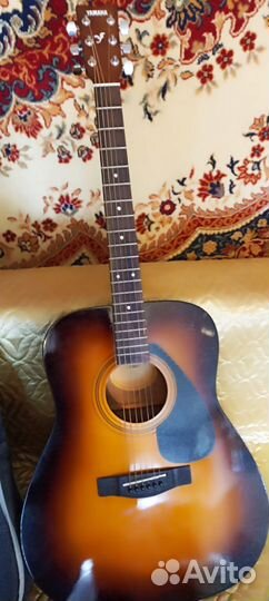 Акустическая 6 струнная гитара yamaha F 310