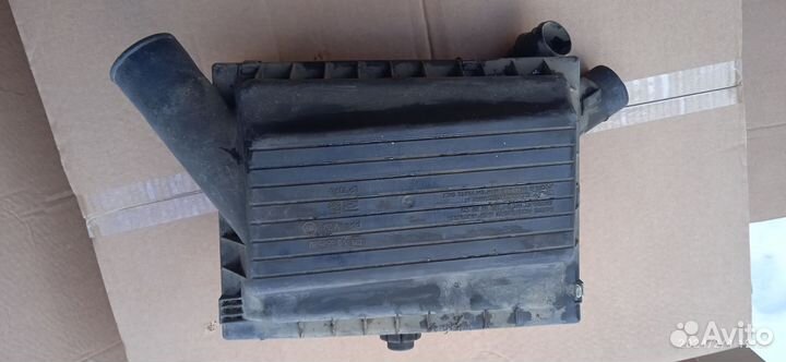 Корпус воздушного фильтра Opel Astra f