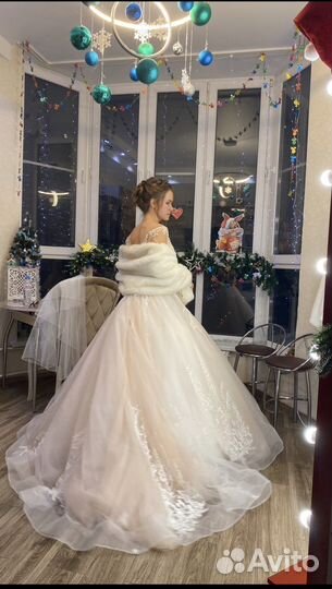 Прокат свадебных платьев