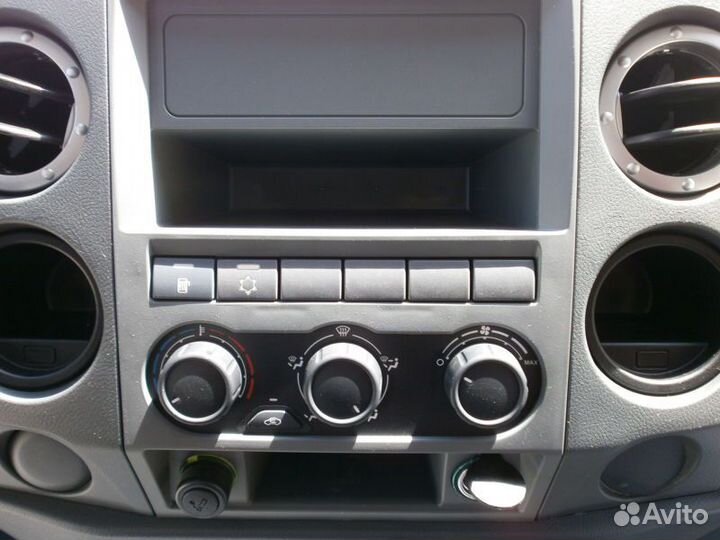 Установка кондиционера грузовика, спецтехники с/х