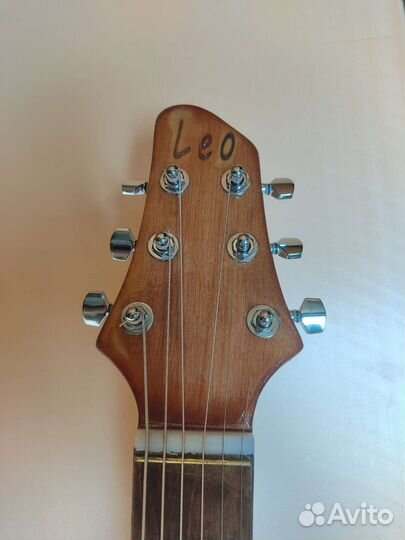 Электроакустическая гитара