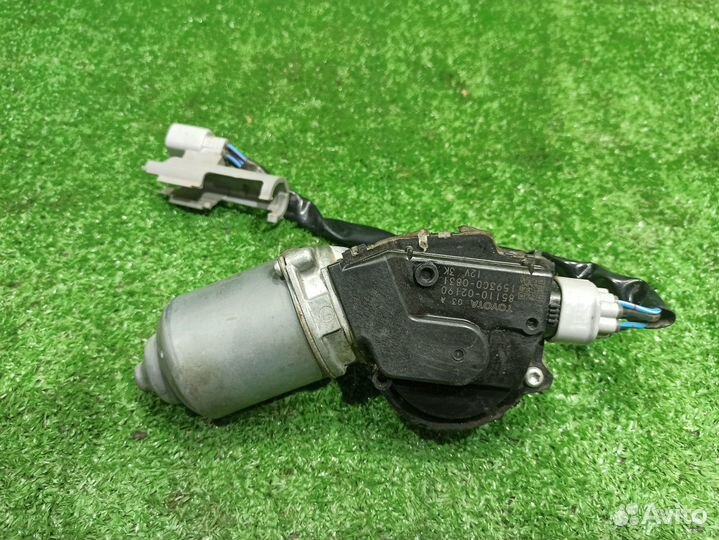 Мотор стеклоочистителя Auris (07-12) пер б/у