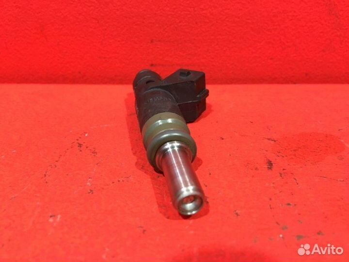 Форсунка Bmw 3 E90 N46B20B 2008