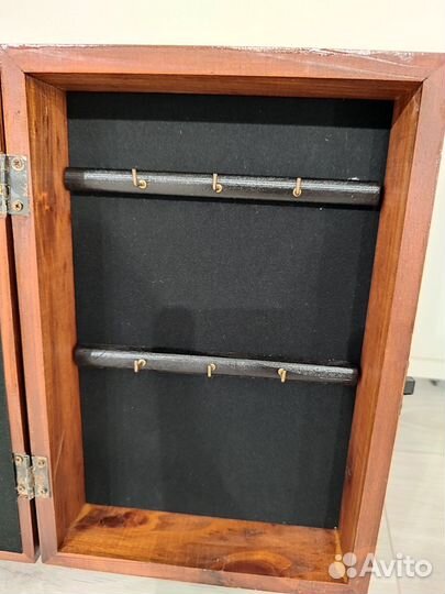 Ключница настенная из дерева новая