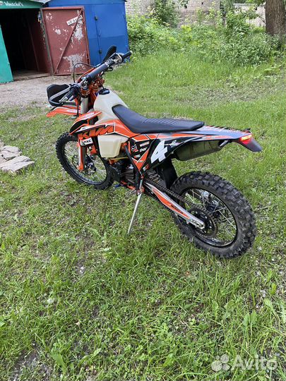 Regulmoto crosstrec 300