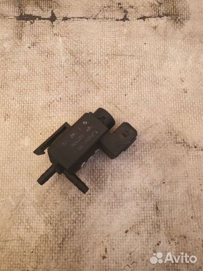 Клапан воздушный BMW 5 E39 2.5 Дизель