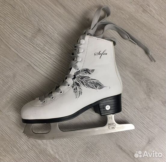 Коньки фигурные