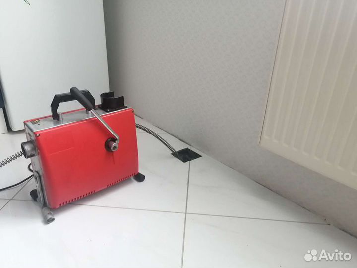 Сантехник. Устранение засоров. Прочистка труб