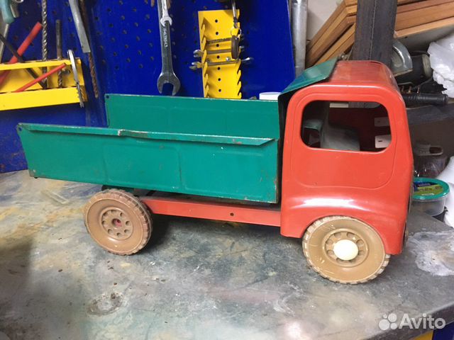 Железный грузовик СССР