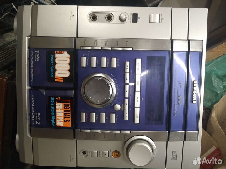 Музыкальный центр