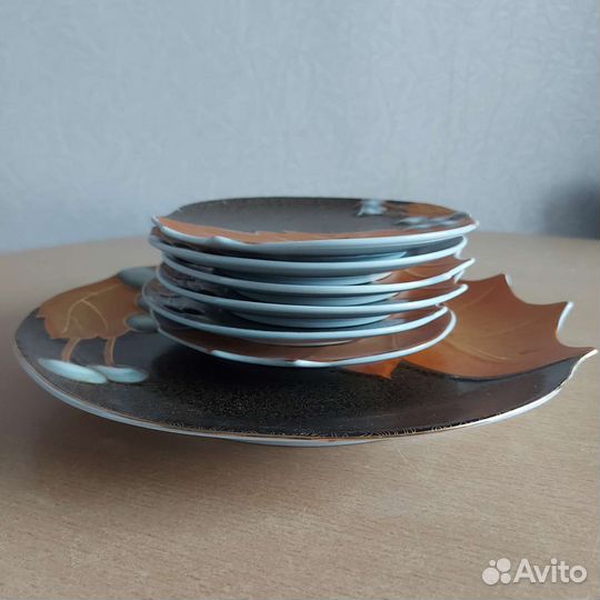 Блюдо для торта и 6 блюдец