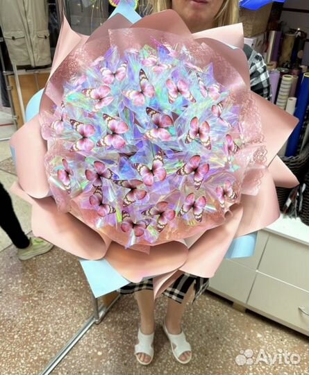 Букет из бабочек светящийся